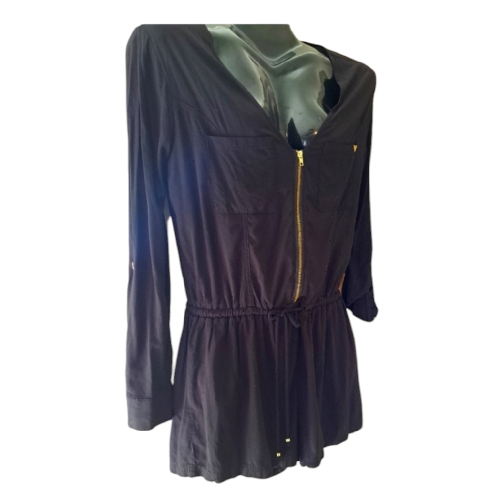 GUESS one peice Romper Jumper Shorts bottom long sleeve top. Size Medium
